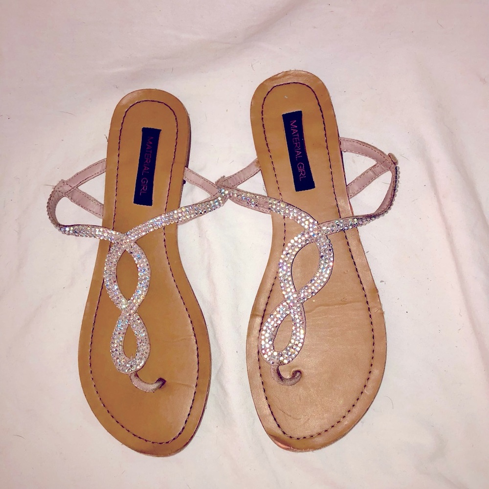 Sandals with rhinestones straps